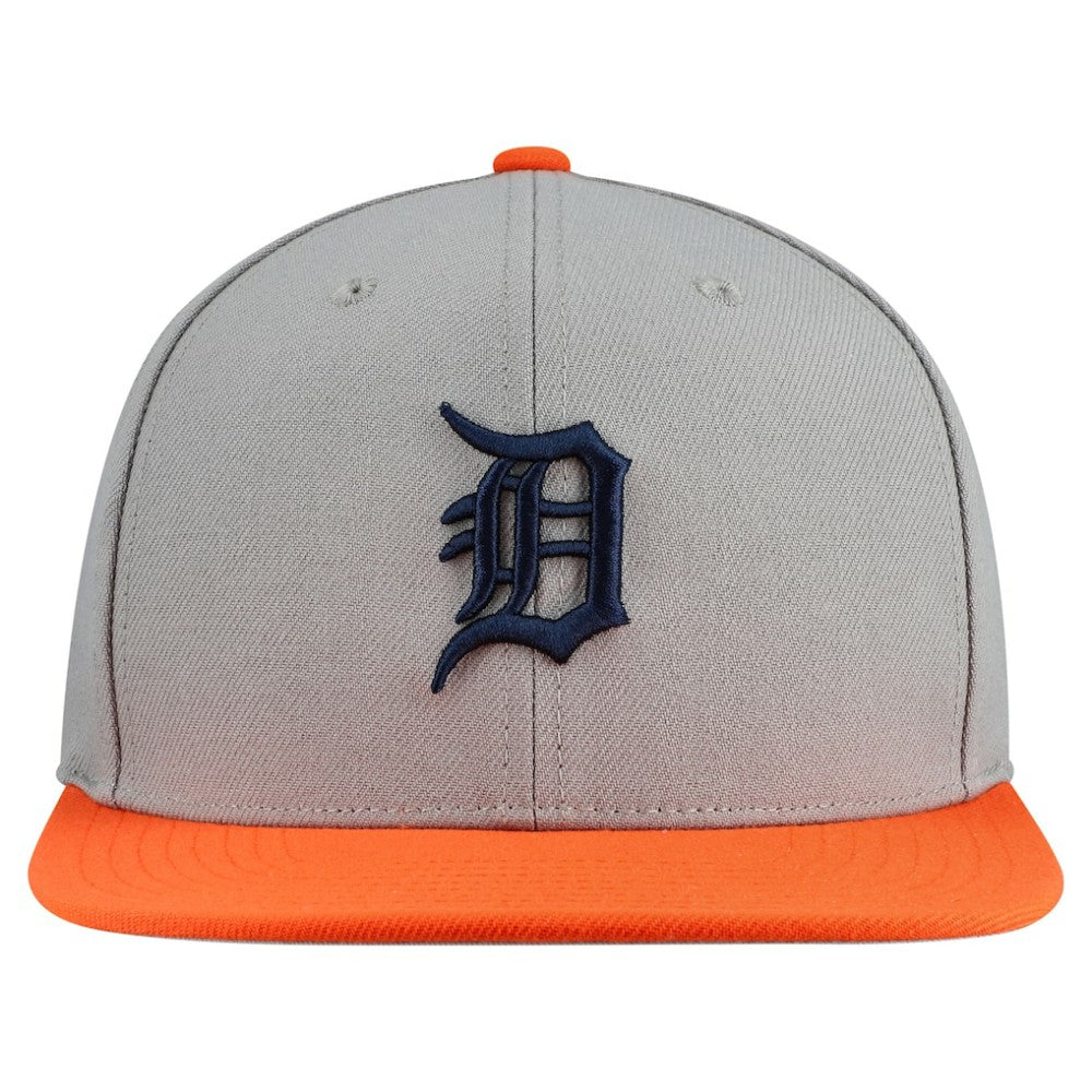 Detroit Tigers Basic Flip Snapback Hat Gray | Mitchell & Ness