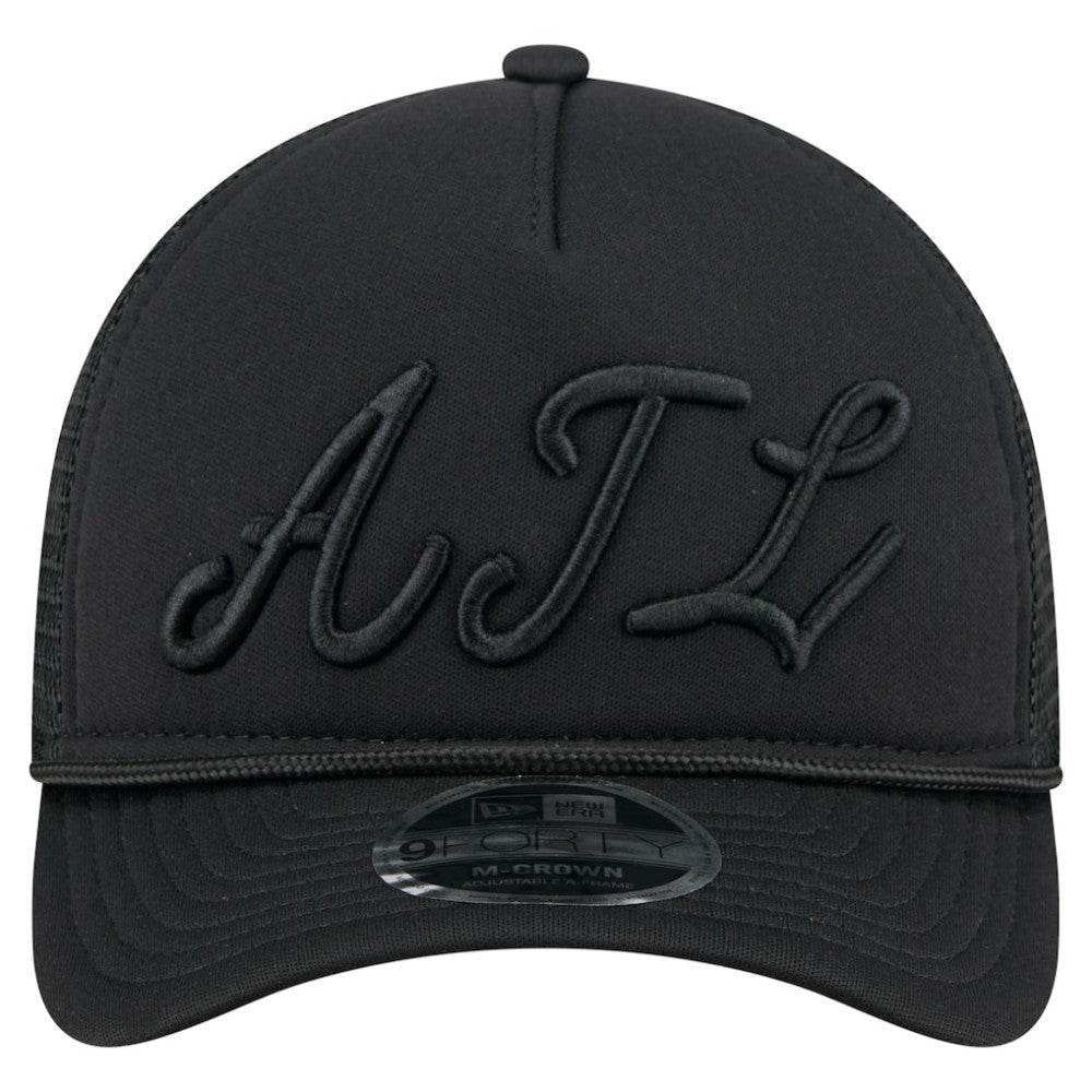 Atlanta Braves City Initial 9FORTY A-Frame M-Crown Adjustable Trucker Hat Black | New Era