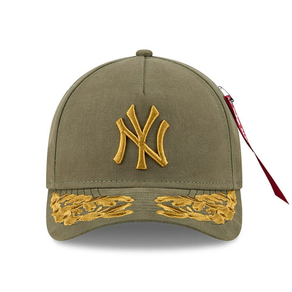 New York Yankees x Alpha Industries A-Frame 9FORTY Adjustable Hat Olive | New Era