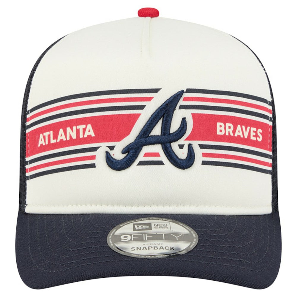 Atlanta Braves Banner A-Frame 9FIFTY Trucker Snapback Hat Cream/Navy | New Era