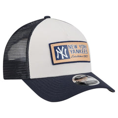 New York Yankees Text A-Frame Trucker 9FORTY Hat Stone/Navy | New Era