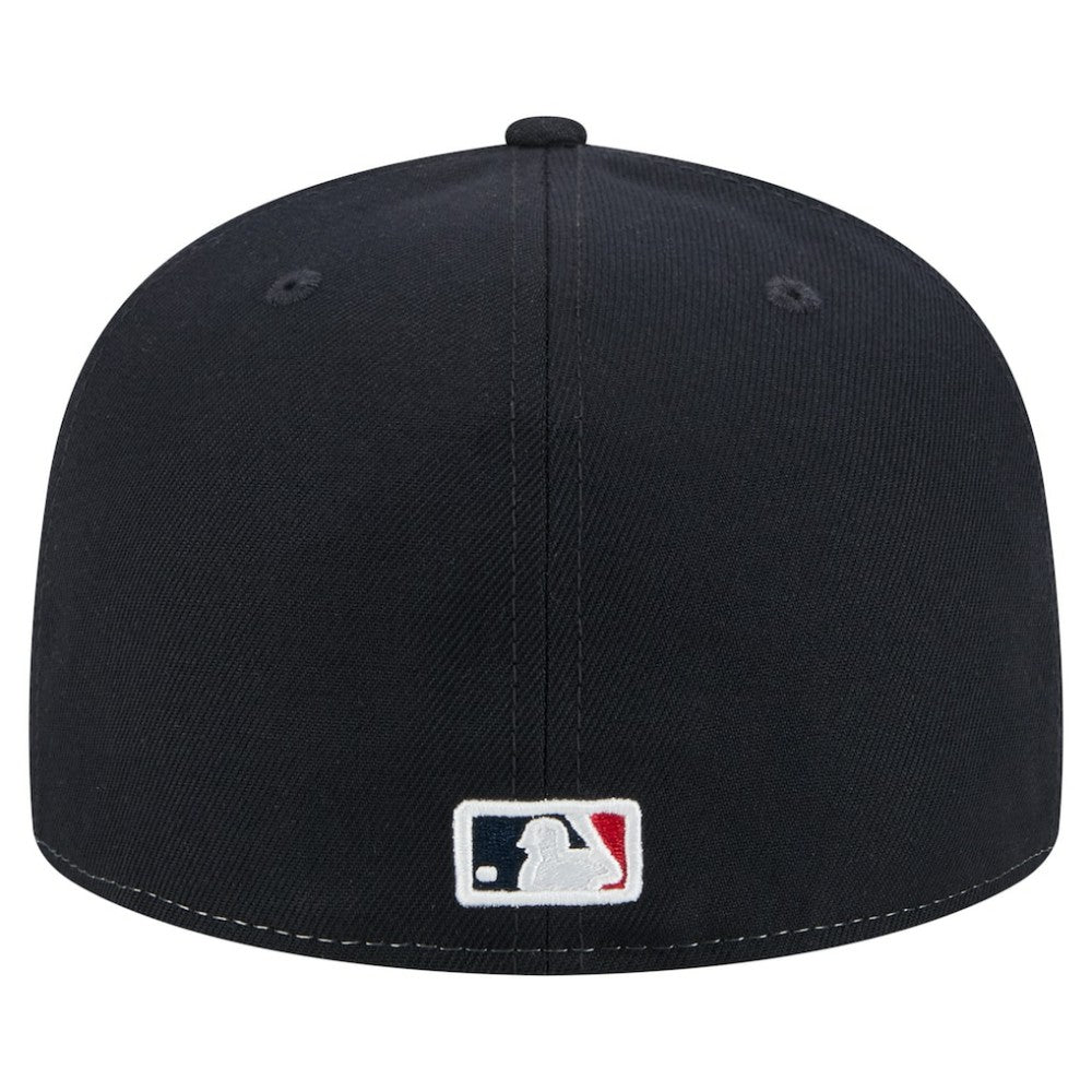 Atlanta Braves Repeat 59FIFTY Fitted Hat White/Navy | New Era