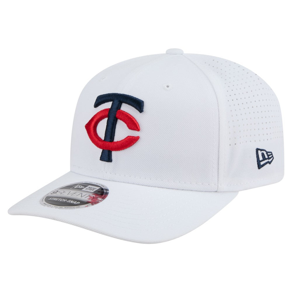 Minnesota Twins COOLERA 9SEVENTY Adjustable Hat White | New Era