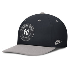 New York Yankees Cooperstown Collection Pro Dri-FIT Snapback Hat Navy/Gray | Nike