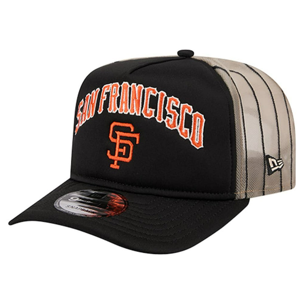 San Francisco Giants Vintage Arched Foam Front 9FIFTY A-Frame Adjustable Trucker Hat Black | New Era