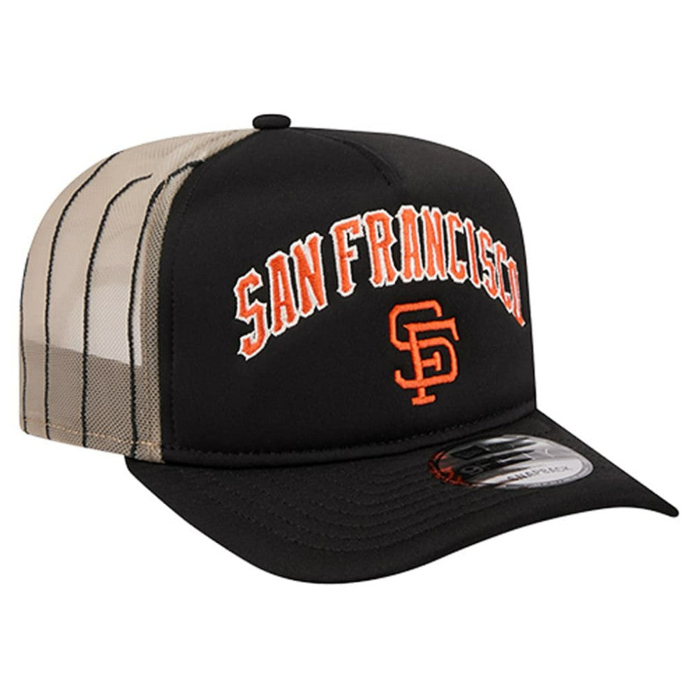 San Francisco Giants Vintage Arched Foam Front 9FIFTY A-Frame Adjustable Trucker Hat Black | New Era