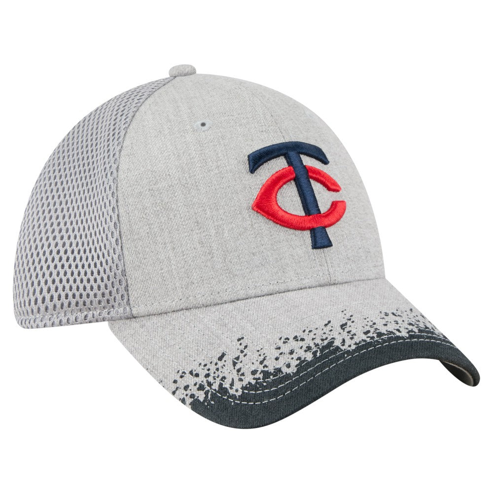 Minnesota Twins Visor Paint Splatter 39THIRTY Flex Hat Gray | New Era