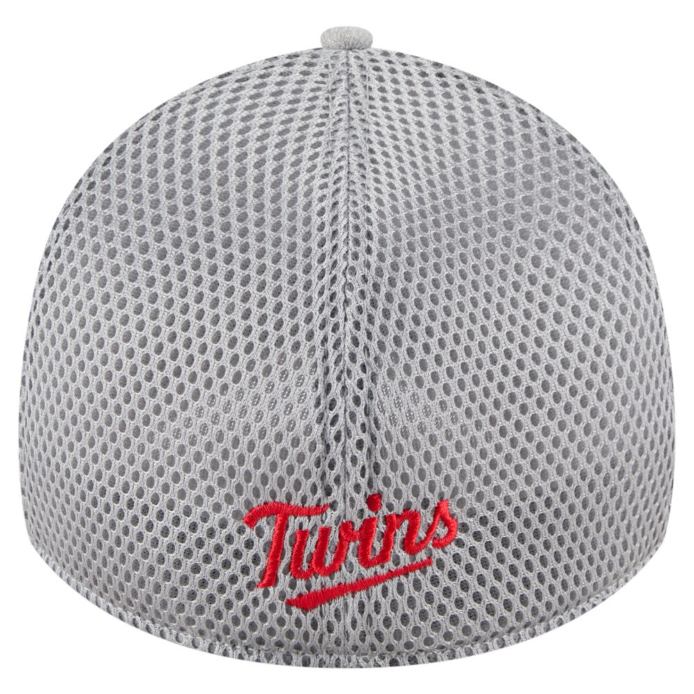 Minnesota Twins Visor Paint Splatter 39THIRTY Flex Hat Gray | New Era