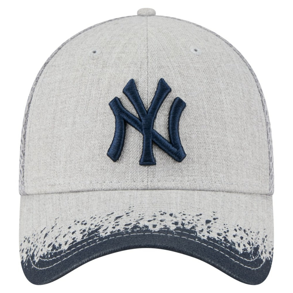 New York Yankees Visor Paint Splatter 39THIRTY Flex Hat Gray | New Era