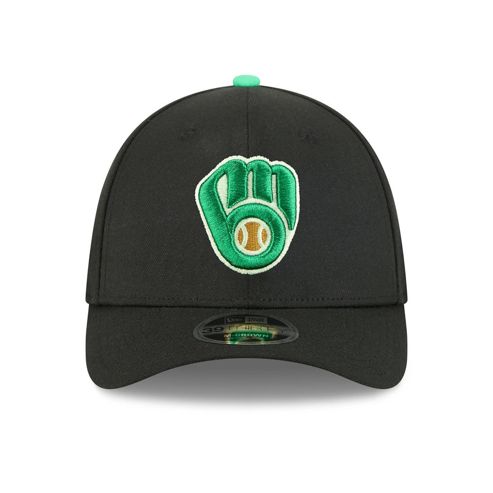 Milwaukee Brewers 2026 St. Patrick's Day 39THIRTY Flex Hat Black | New Era