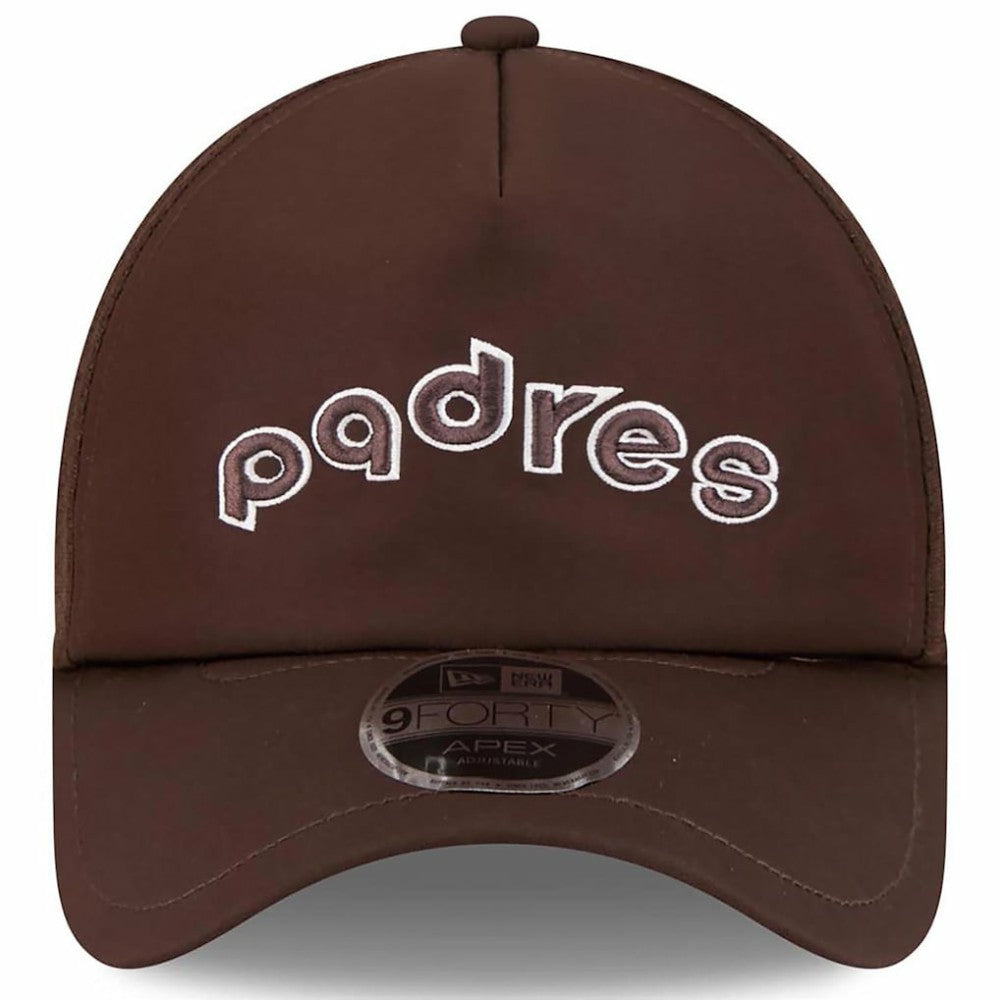 San Diego Padres 2026 Batting Practice Alternate Apex 9FORTY Adjustable Hat Brown | New Era