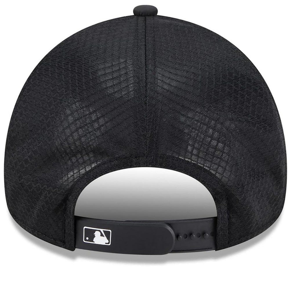 San Francisco Giants 2026 Batting Practice Alternate Apex 9FORTY Adjustable Hat Black | New Era