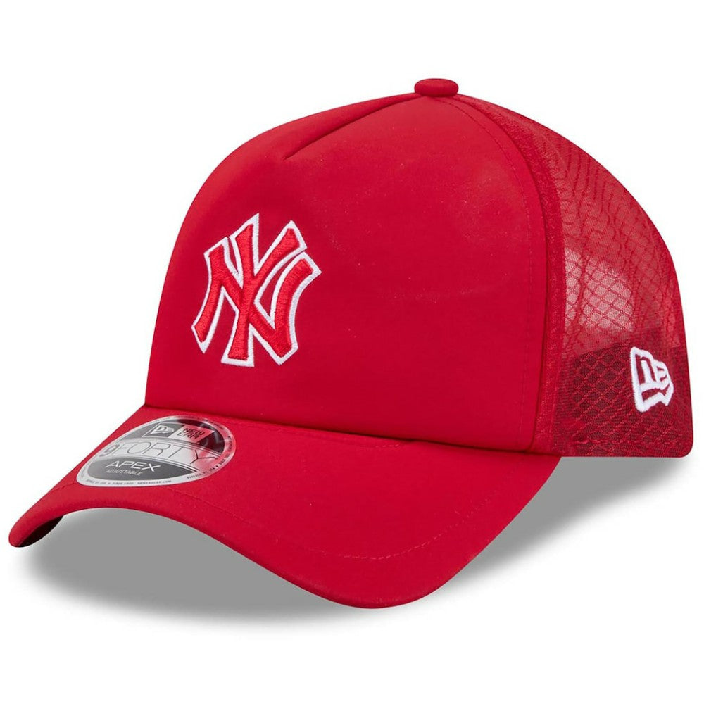 New York Yankees 2026 Batting Practice Alternate Apex 9FORTY Adjustable Hat Red | New Era