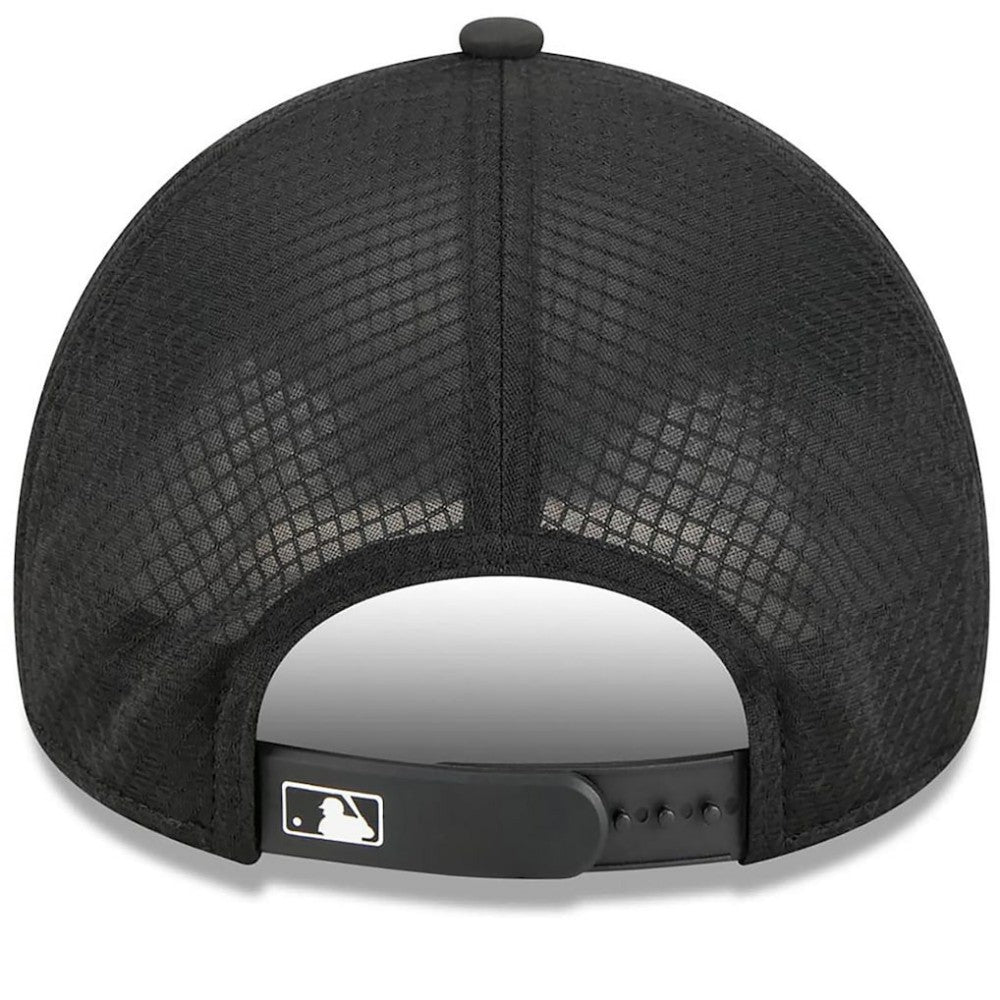 Baltimore Orioles 2026 Batting Practice Alternate Apex 9FORTY Adjustable Hat Black | New Era