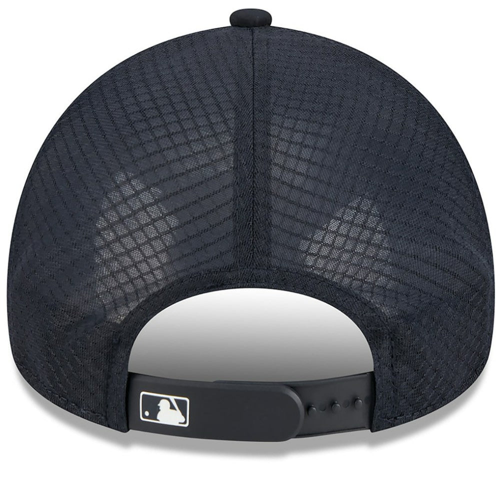 Atlanta Braves 2026 Batting Practice Alternate Apex 9FORTY Adjustable Hat Navy | New Era