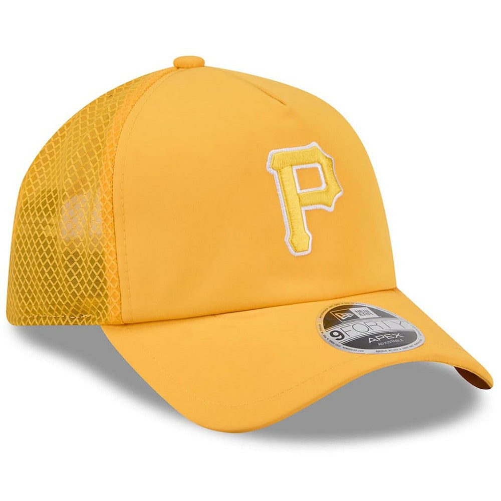 Pittsburgh Pirates 2026 Batting Practice Apex 9FORTY Adjustable Trucker Hat Gold | New Era