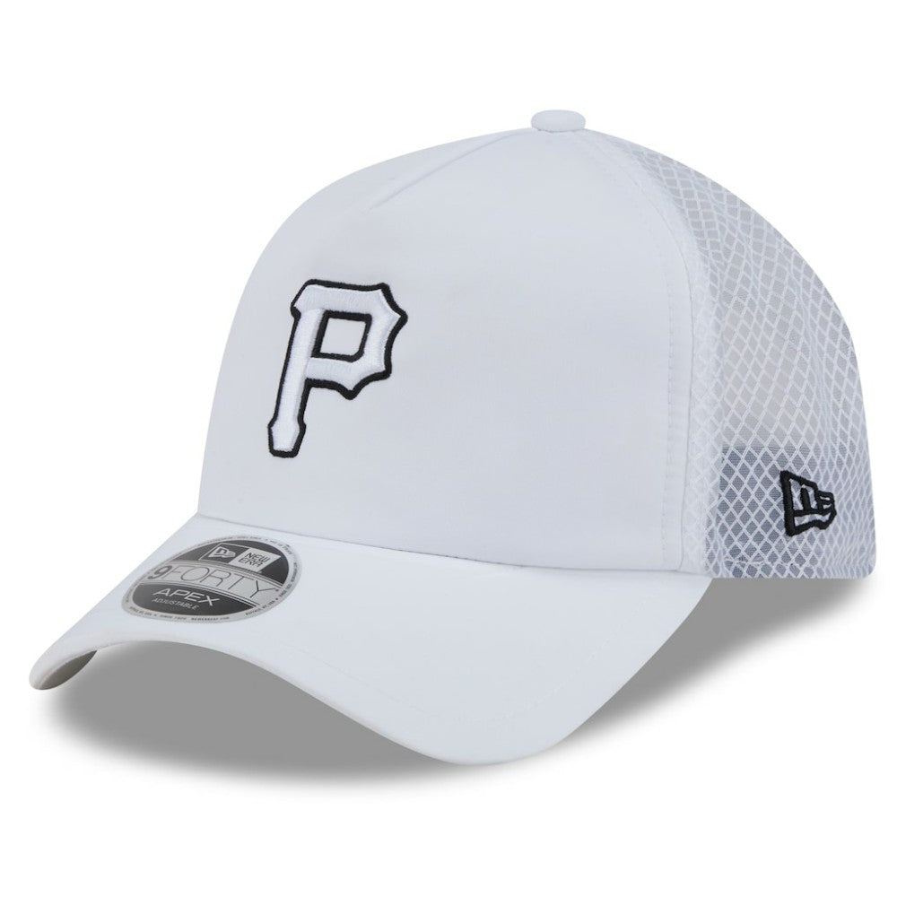 Pittsburgh Pirates 2026 Batting Practice Apex 9FORTY Adjustable Trucker Hat White | New Era