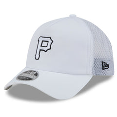 Pittsburgh Pirates 2026 Batting Practice Apex 9FORTY Adjustable Trucker Hat White | New Era