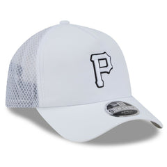 Pittsburgh Pirates 2026 Batting Practice Apex 9FORTY Adjustable Trucker Hat White | New Era