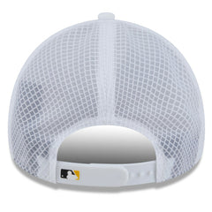Pittsburgh Pirates 2026 Batting Practice Apex 9FORTY Adjustable Trucker Hat White | New Era