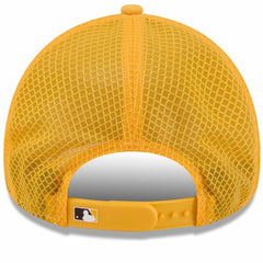 San Diego Padres 2026 Batting Practice Apex 9FORTY Adjustable Trucker Hat Gold | New Era