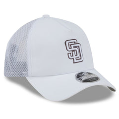 San Diego Padres 2026 Batting Practice Apex 9FORTY Adjustable Trucker Hat White | New Era