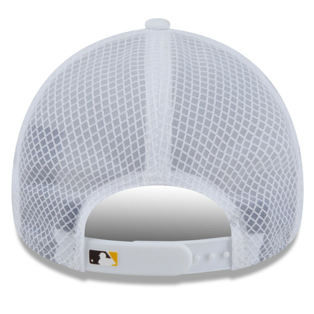 San Diego Padres 2026 Batting Practice Apex 9FORTY Adjustable Trucker Hat White | New Era