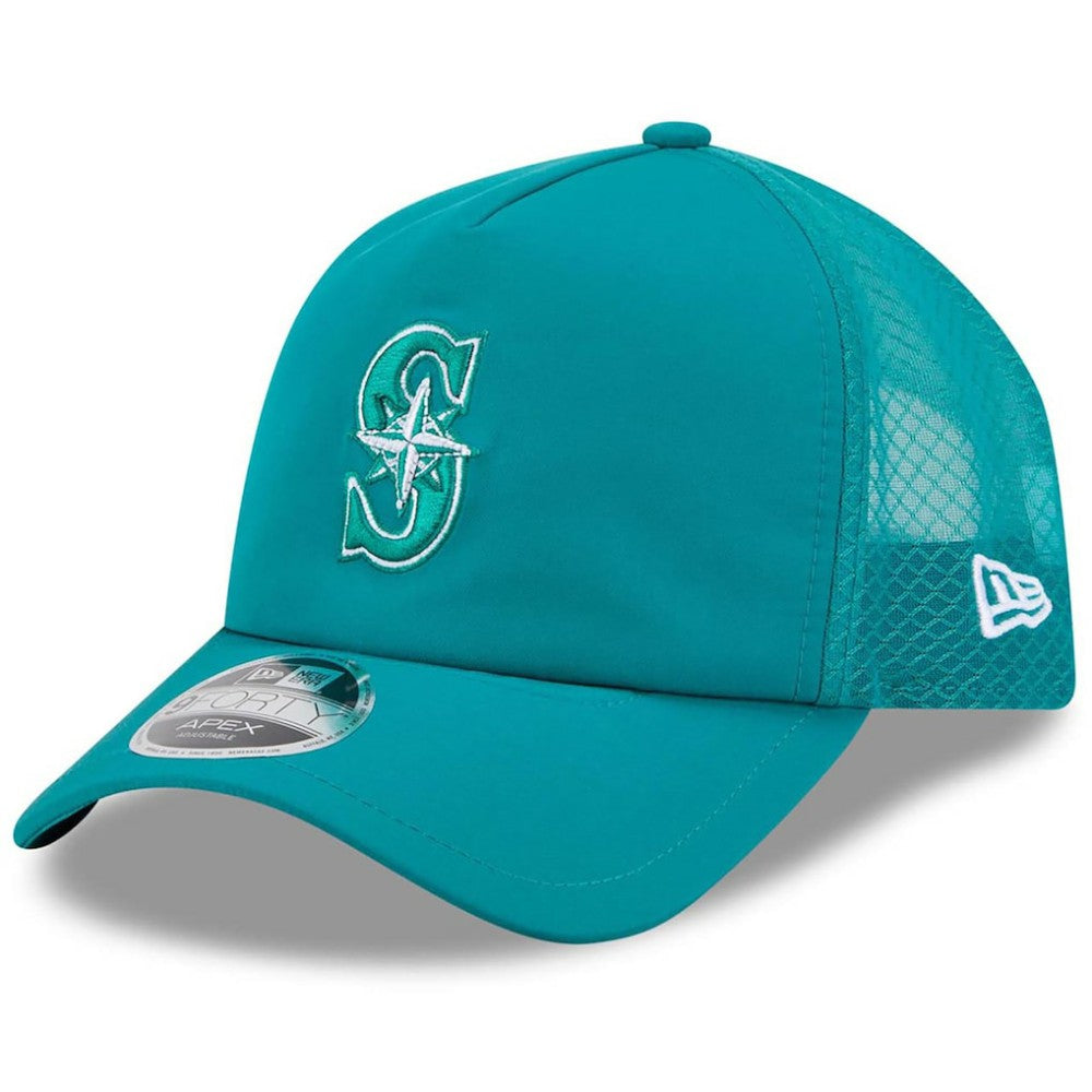 Seattle Mariners 2026 Batting Practice Apex 9FORTY Adjustable Trucker Hat Teal | New Era