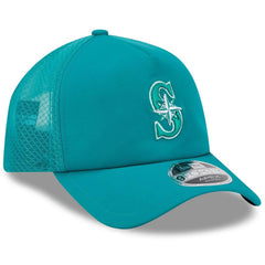 Seattle Mariners 2026 Batting Practice Apex 9FORTY Adjustable Trucker Hat Teal | New Era
