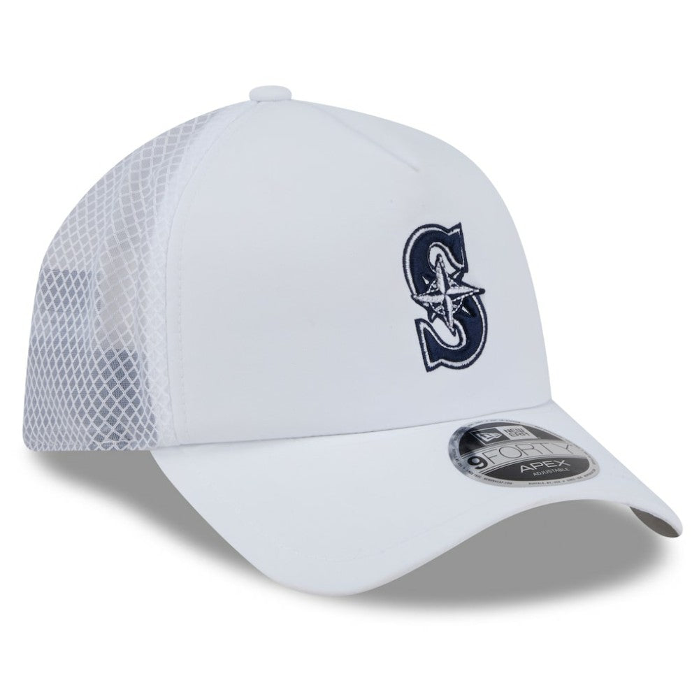 Seattle Mariners 2026 Batting Practice Apex 9FORTY Adjustable Trucker Hat White | New Era