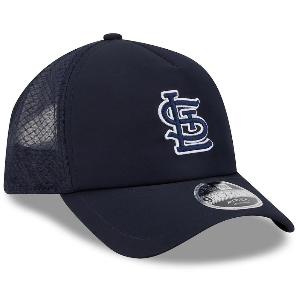 St. Louis Cardinals 2026 Batting Practice Apex 9FORTY Adjustable Trucker Hat Navy | New Era