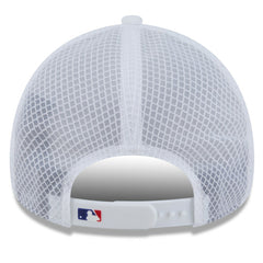 Texas Rangers 2026 Batting Practice Apex 9FORTY Adjustable Trucker Hat White | New Era