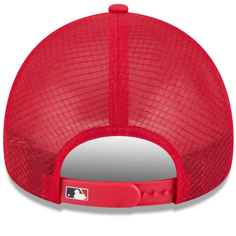 Boston Red Sox 2026 Batting Practice Apex 9FORTY Adjustable Trucker Hat Red | New Era
