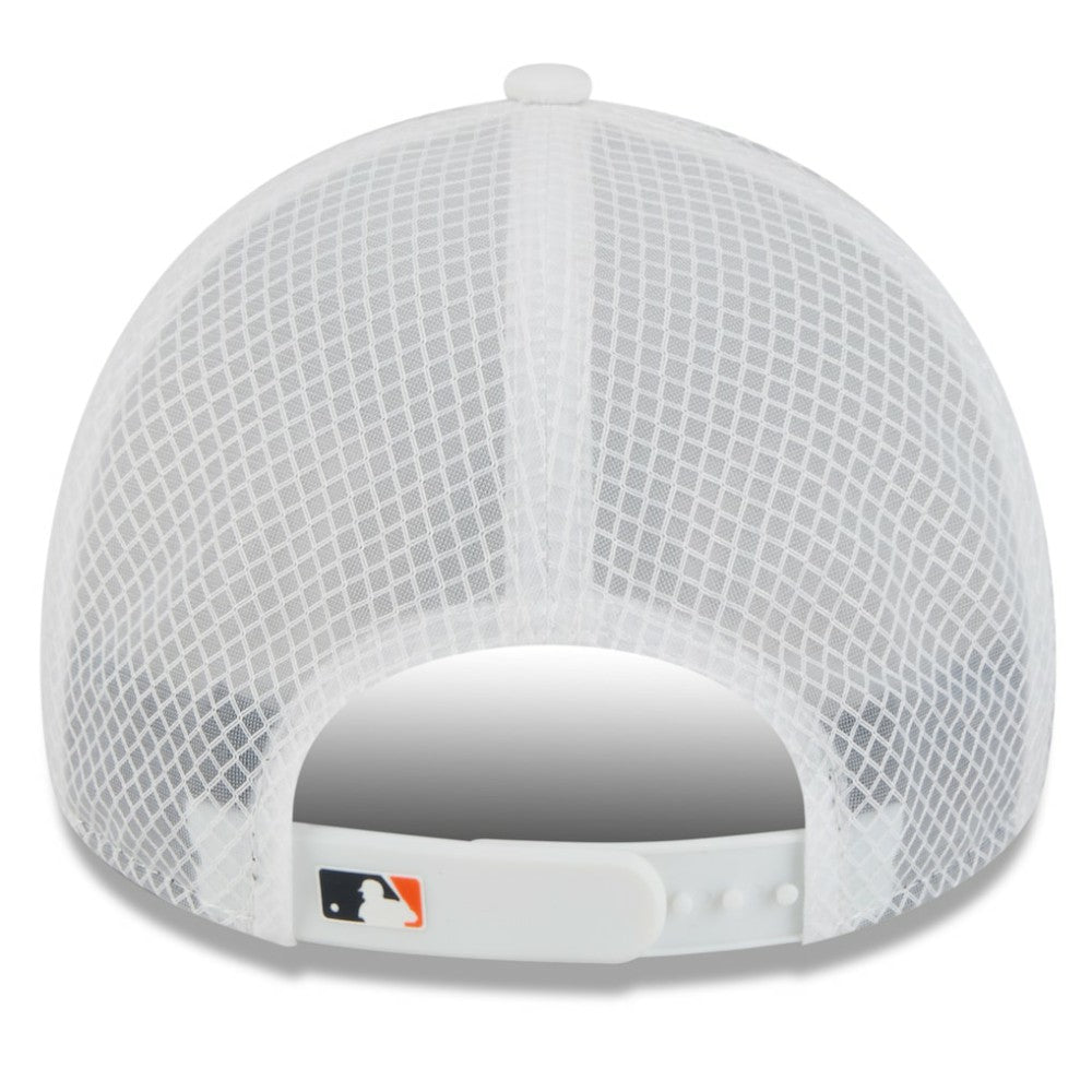 Houston Astros 2026 Batting Practice Apex 9FORTY Adjustable Trucker Hat White | New Era