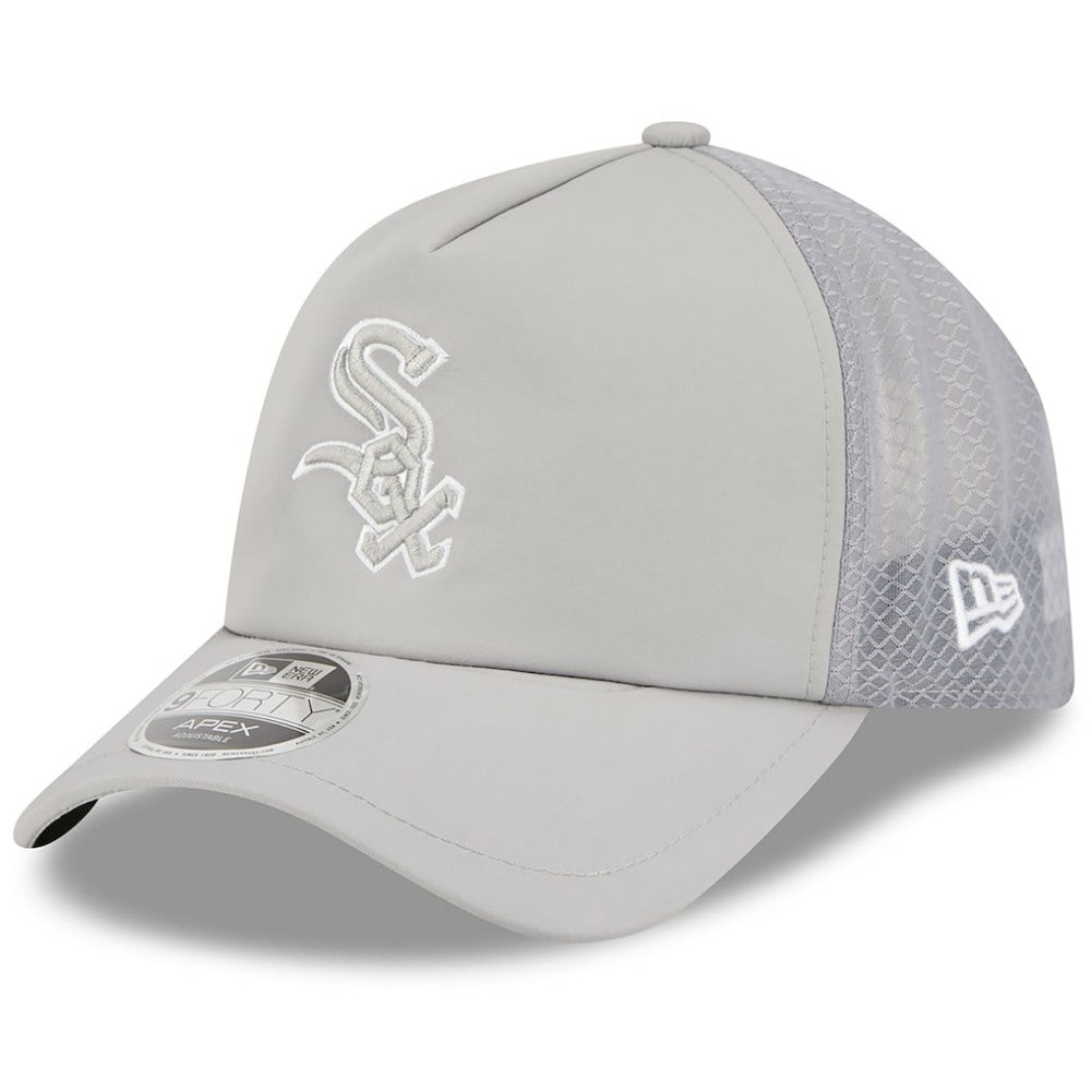 Chicago White Sox 2026 Batting Practice Apex 9FORTY Adjustable Trucker Hat Gray | New Era
