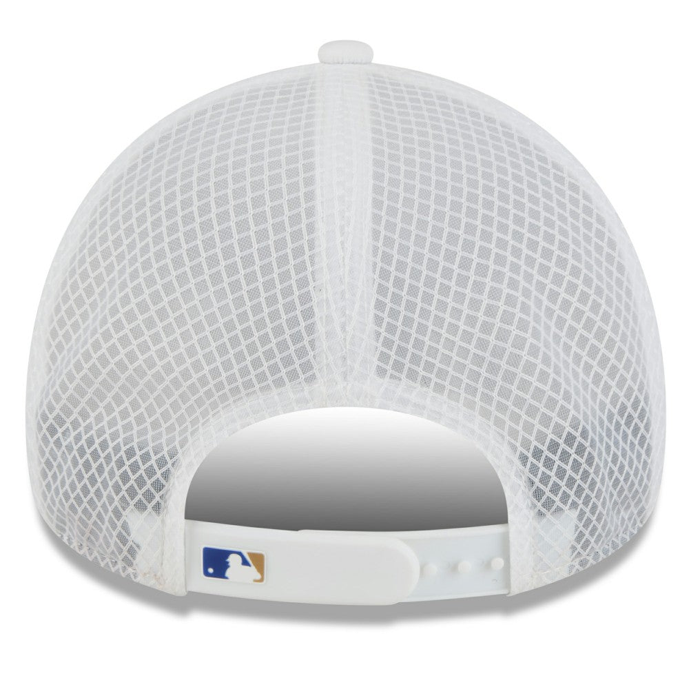 Kansas City Royals 2026 Batting Practice Apex 9FORTY Adjustable Trucker Hat White | New Era
