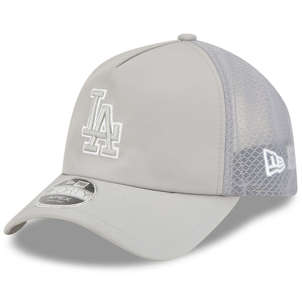 Los Angeles Dodgers 2026 Batting Practice Apex 9FORTY Adjustable Trucker Hat Gray | New Era