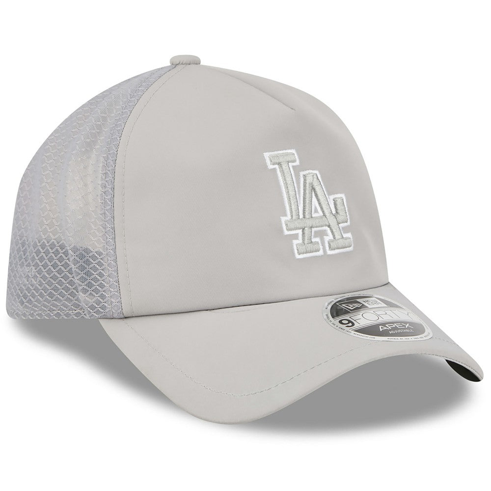 Los Angeles Dodgers 2026 Batting Practice Apex 9FORTY Adjustable Trucker Hat Gray | New Era