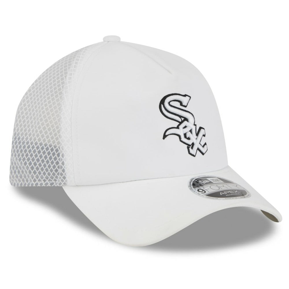 Chicago White Sox 2026 Batting Practice Apex 9FORTY Adjustable Trucker Hat White | New Era