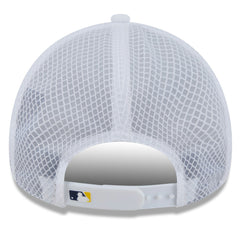 Milwaukee Brewers 2026 Batting Practice Apex 9FORTY Adjustable Trucker Hat White | New Era