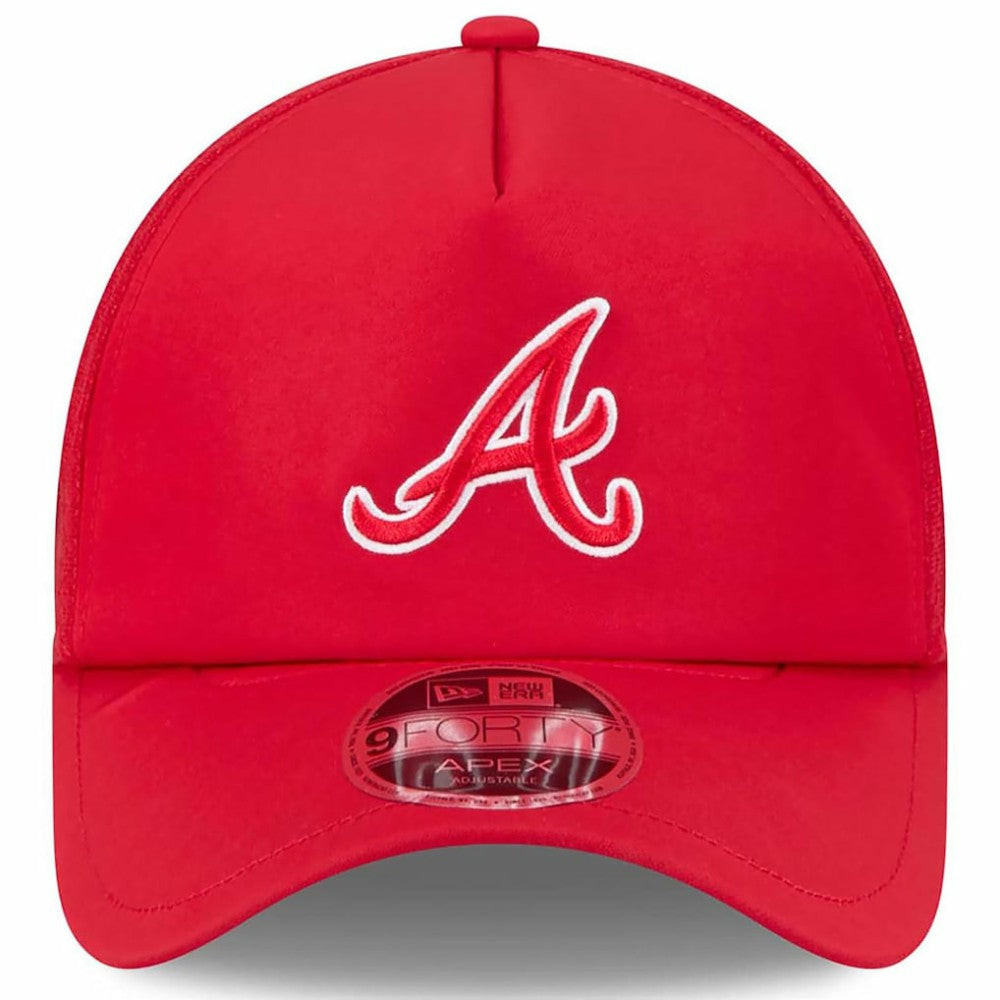 Atlanta Braves 2026 Batting Practice Apex 9FORTY Adjustable Trucker Hat Red | New Era