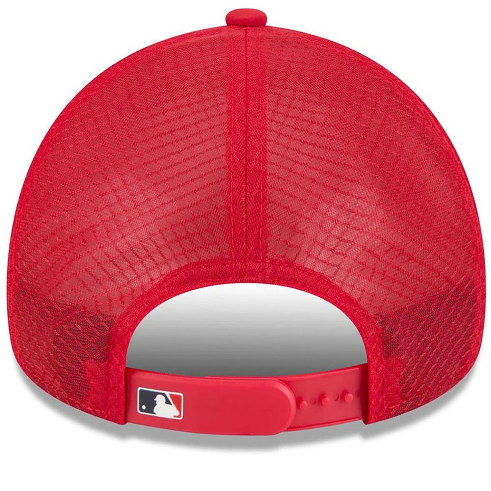 Atlanta Braves 2026 Batting Practice Apex 9FORTY Adjustable Trucker Hat Red | New Era