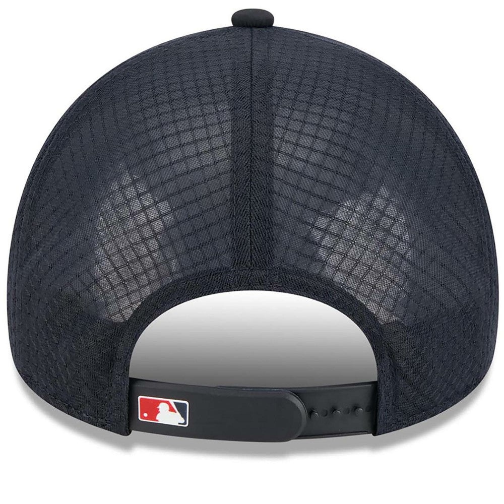 Los Angeles Angels 2026 Batting Practice Apex 9FORTY Adjustable Trucker Hat Navy | New Era