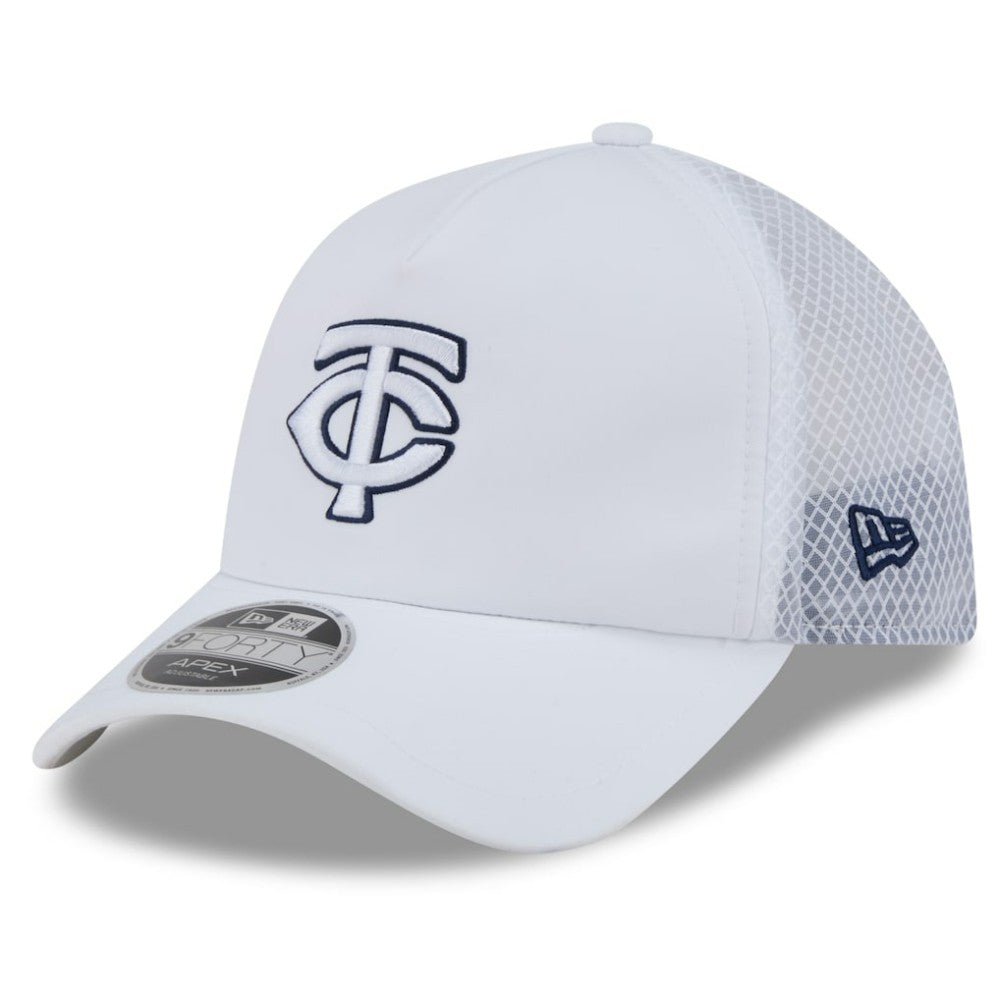 Minnesota Twins 2026 Batting Practice Apex 9FORTY Adjustable Trucker Hat White | New Era