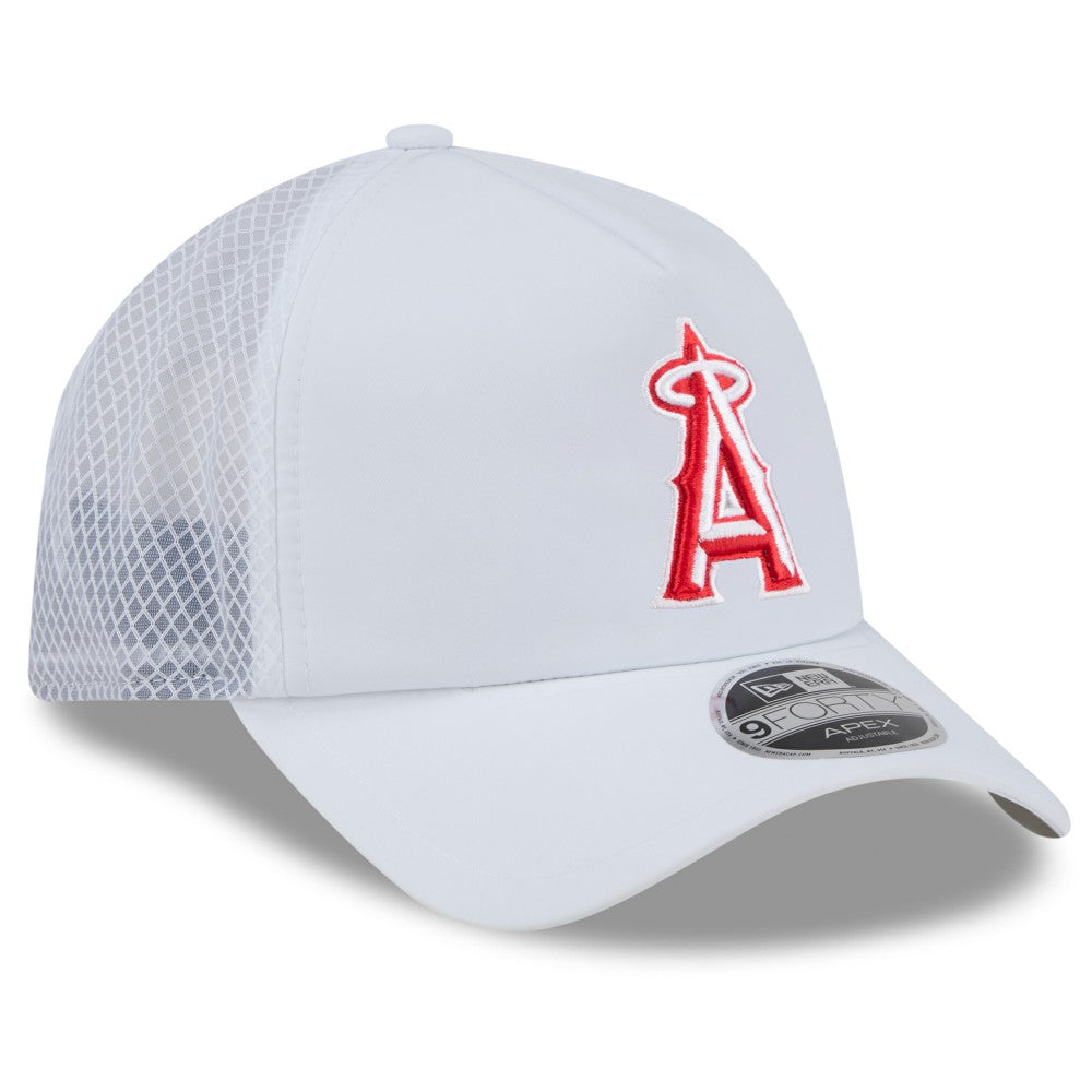 Los Angeles Angels 2026 Batting Practice Apex 9FORTY Adjustable Trucker Hat White | New Era