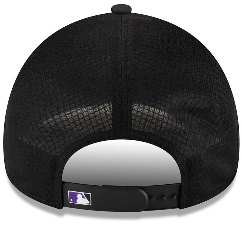 Colorado Rockies 2026 Batting Practice Apex 9FORTY Adjustable Trucker Hat Black | New Era