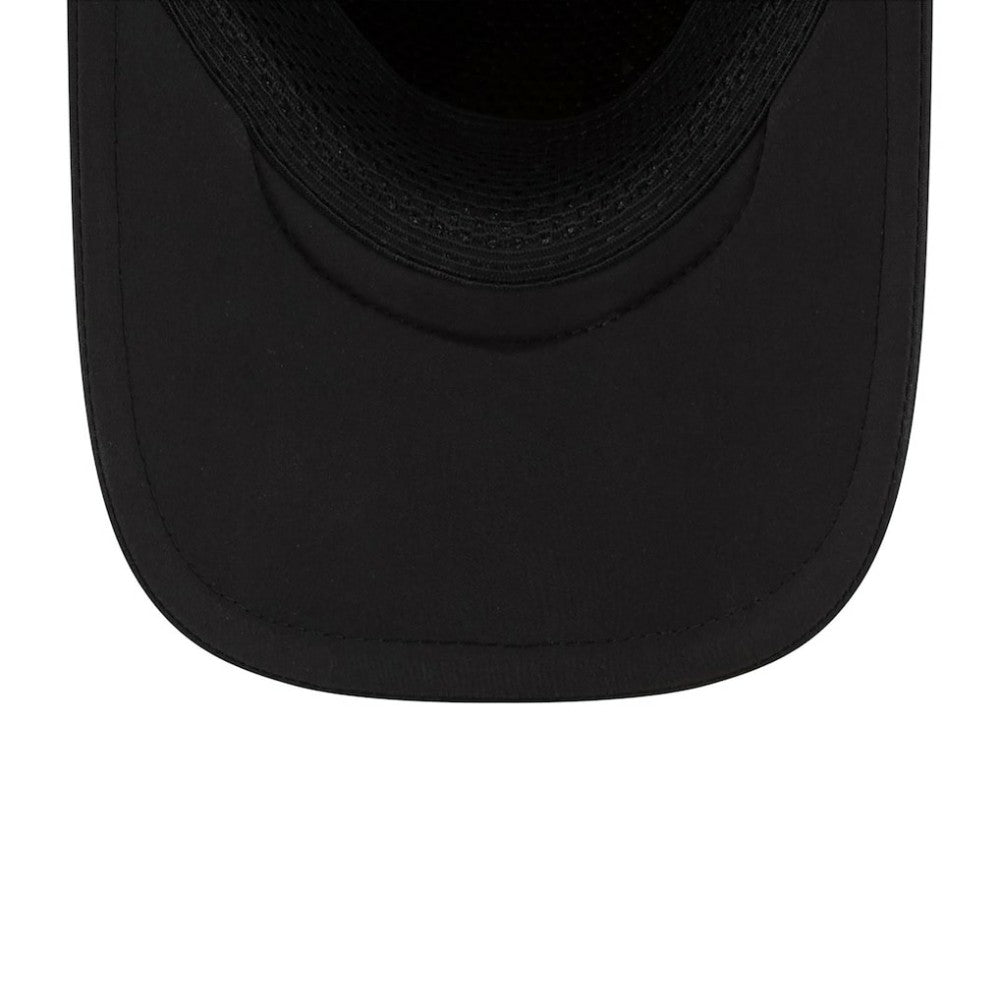 Chicago White Sox 2026 Batting Practice Apex 9FORTY Adjustable Trucker Hat Black | New Era