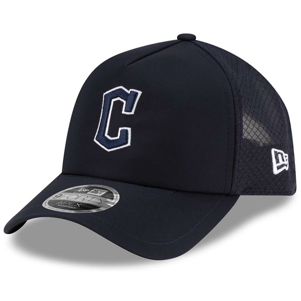 Cleveland Guardians 2026 Batting Practice Apex 9FORTY Adjustable Trucker Hat Navy | New Era