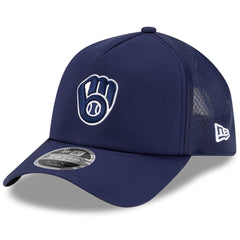Milwaukee Brewers 2026 Batting Practice Apex 9FORTY Adjustable Trucker Hat Navy | New Era