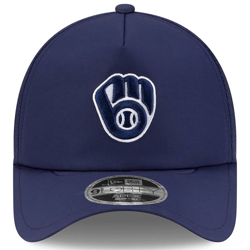 Milwaukee Brewers 2026 Batting Practice Apex 9FORTY Adjustable Trucker Hat Navy | New Era
